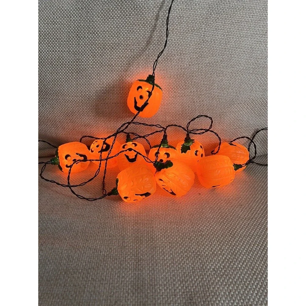 Vintage 10 Light Pumpkin Jack-O-Lantern Halloween String Strand Tested Blow Mold